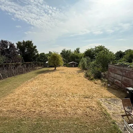 Vakantiehuis Maison Desclaude Avec Jardin *