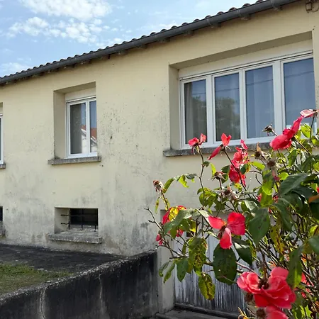Maison Desclaude Avec Jardin Vakantiehuis *