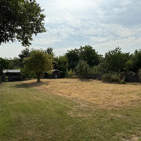 Vakantiehuis Maison Desclaude Avec Jardin *