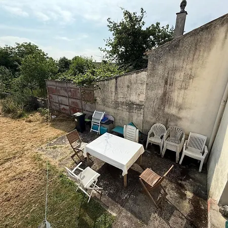 Ferienhaus Maison Desclaude Avec Jardin *